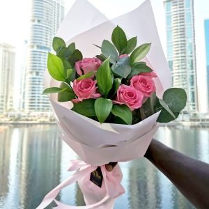 Bouquet of roses “Pink Six”