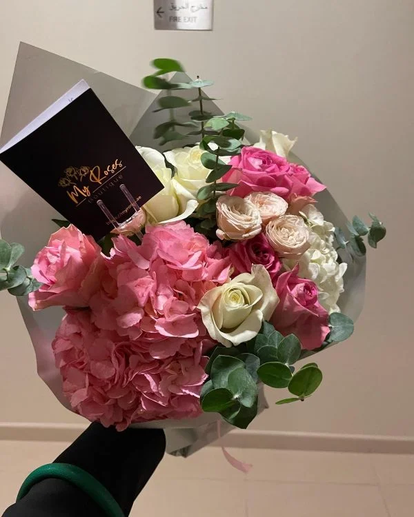 باقة "ELEGANT HYDRANGEA"