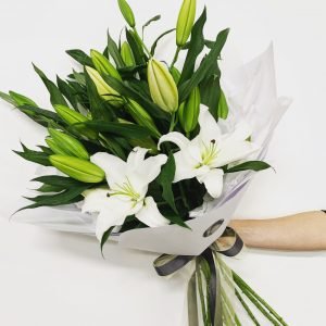 “Lilly Snow Bouquet” 6 white lilly bouquet