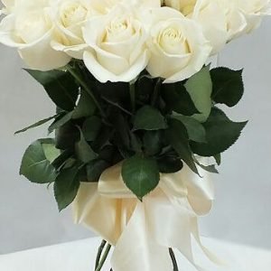 “White Twelve Bouquet”12 white roses with greeneries bouquet