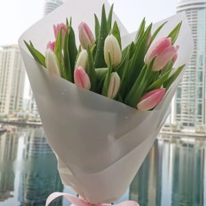 Bouquet of 15 mixed tulips
