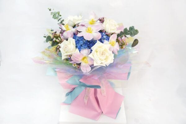 Lavish Mix Bouquet